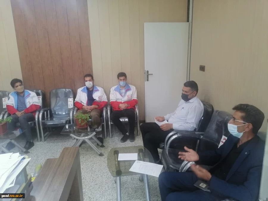دیدار معاون جوانان جمعیت هلال احمر استان یزد با رئیس آموزشکده فنی وکشاورزی امین خاتم