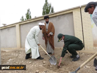 در راستای پویش ملی همکاشت غرس نهال با همکاری ناحیه مقاومت بسیج و سازمان تبلیغات شهرستان خاتم انجام شد .