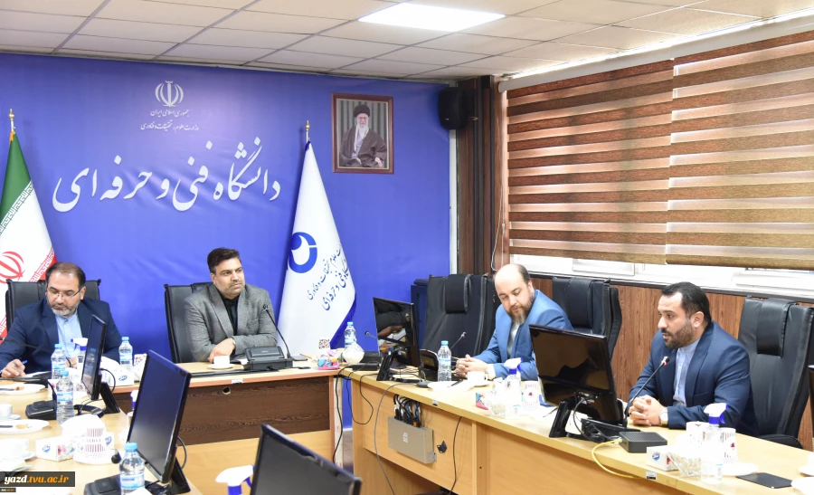 امضای تفاهم‌نامه بین دانشگاه فنی و حرفه‌ای و شرکت ساتکاب در حوزه انرژی‌های تجدیدپذیر 3