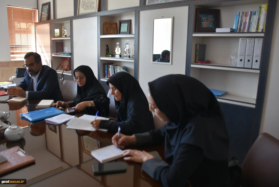 جلسه هماهنگی مشاوره انتخاب رشته آزمون سراسری با حضور مشاورین 4