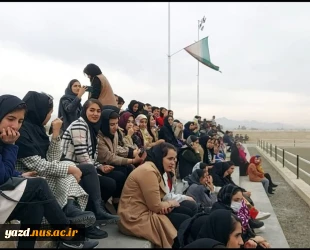 حضوردانشجویان آموزشکده ملی مهارت دختران میبد در همایش سوارکاری به مناسبت روز دانشجو
 5