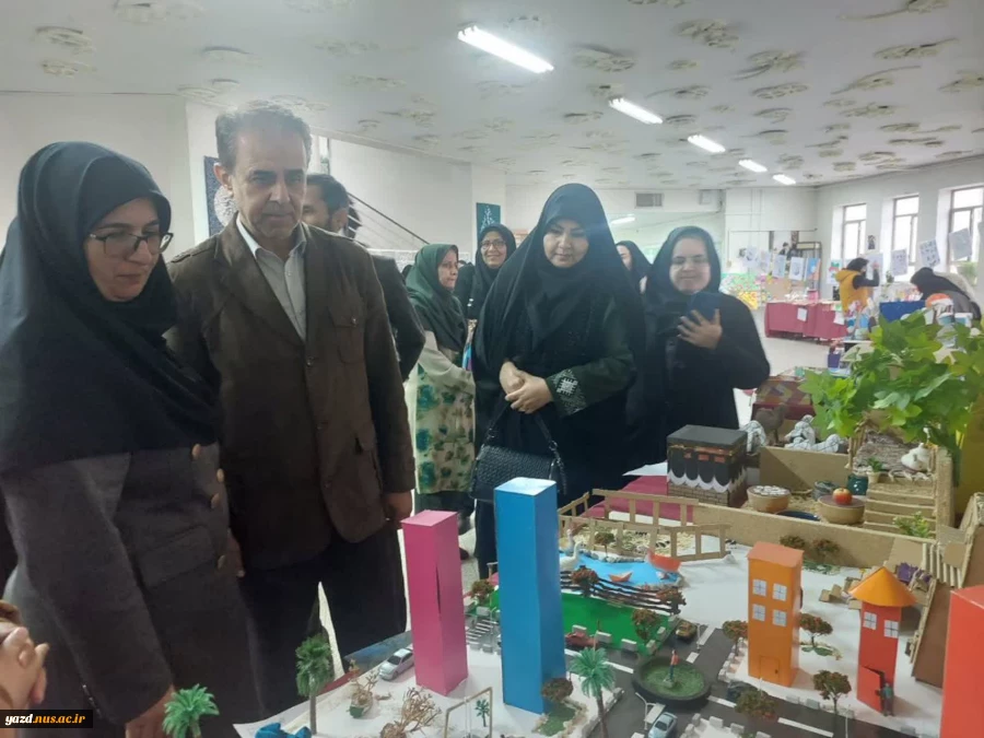 نمایشگاه آثار دانشجویان تربیت کودک آموزشکده ملی مهارت دختران یزد به مناسبت هفته پژوهش

 6