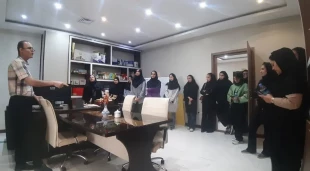 بازدیددانشجویان آموزشکده ملی مهارت دختران میبد از ساختمان گرافیک یزد
 2