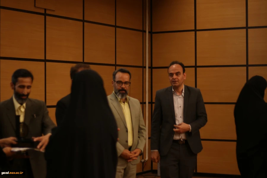برگزاری مراسم بزرگداشت روز معلم و تجلیل از سرآمدان آموزشی در دانشگاه ملی مهارت استان یزد 3
