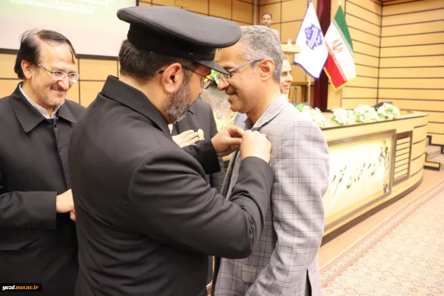 مراسم استقبال از پرچم متبرک گنبد مطهر امام رضا (ع) در دانشگاه ملی مهارت استان یزد 5