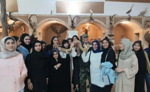 بازدید جمعی از دانشجویان خوابگاه شقایق مرکز دختران میبد ازموزه مارهای میبد
 3