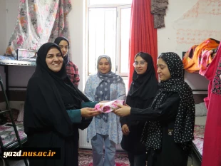 تقدیر از دانشجویان نمونه خوابگاهی وسرپرستها در هفته خوابگاهها

 4