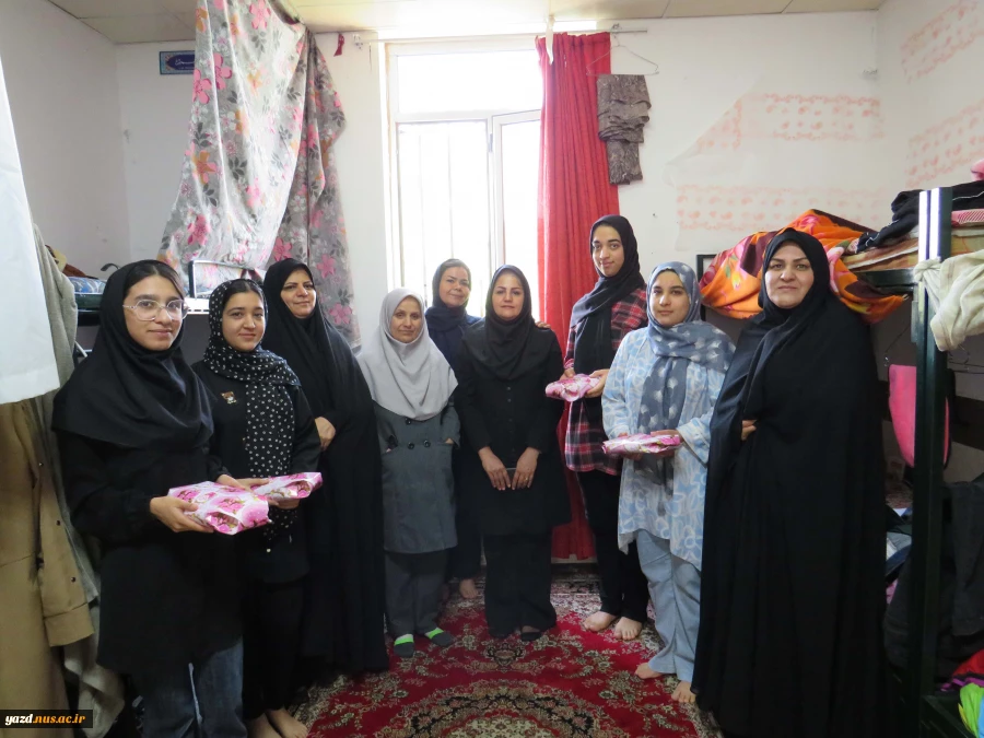 تقدیر از دانشجویان نمونه خوابگاهی وسرپرستها در هفته خوابگاهها

 2