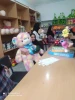 بازدید دانشجویان رشته طراحی دوخت از کارگاه تولید عروسک پرمون میبد
 3
