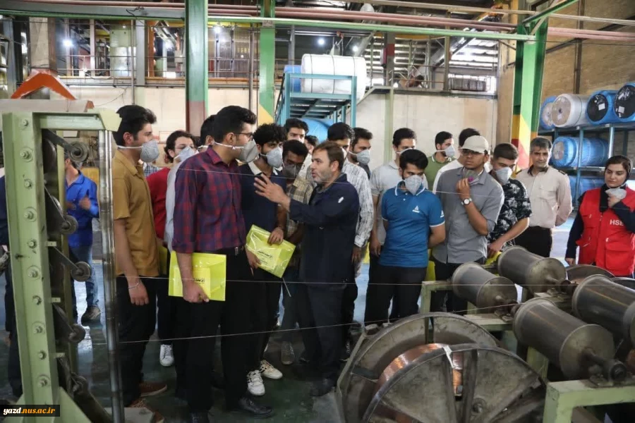 بازدید دانشجویان دانشگاه ملی مهارت استان یزد از کارخانۀ صنایع لاستیک یزد (یزد تایر) 3
