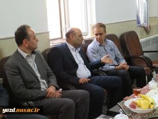 بازدید دکتر شمامی مدیر کل محترم امور دانشجویی دانشگاه ملی مهارت از آموزشکده ملی مهارت دختران میبد
 4